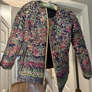 Lilly Pulitzer reversible puffer jacket - size medium